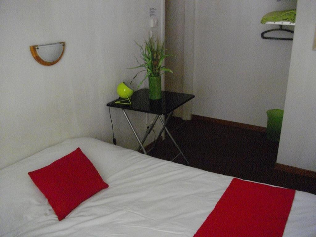 Hotel Central Carcassonne Cameră foto